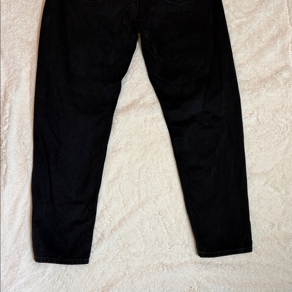 American Eagle Distressed Mom Straight Leg Jeans - Picture 8 of 8